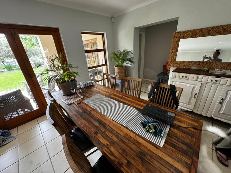 To Let 4 Bedroom Property for Rent in Vierlanden Western Cape